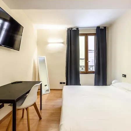 Apartment Emilia 1 *