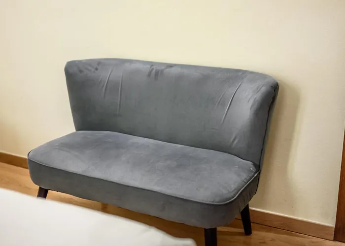 Emilia 1 * مودينا